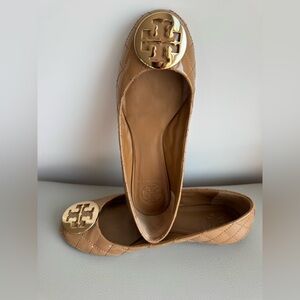 Tory Burch Benton 2 Beige Quilted Ballet Flats with Gold Logo